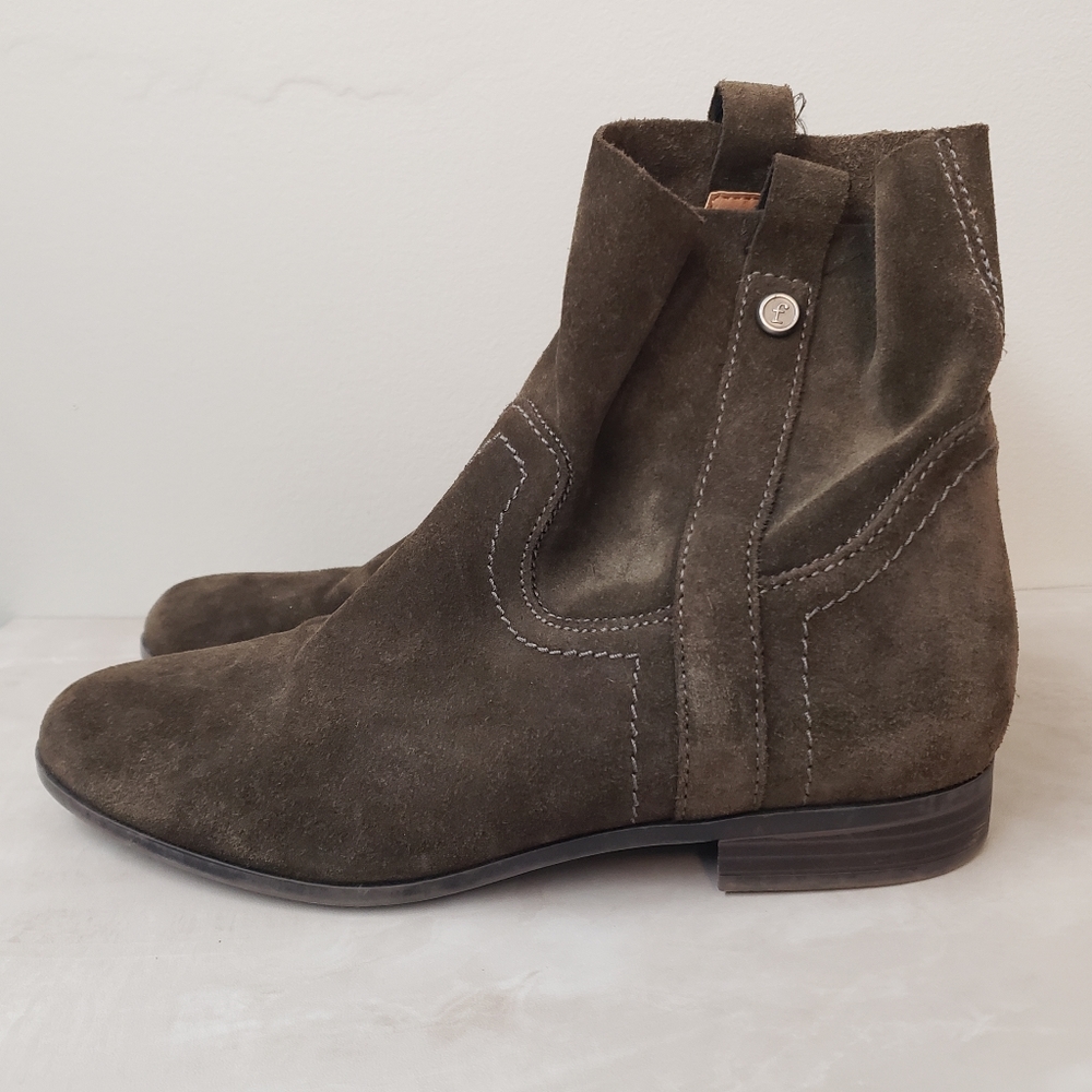 Frye & Co Sarah Shortie 70841 Brown Suede Leather Pull On Size 8.5 - Picture 1 of 11